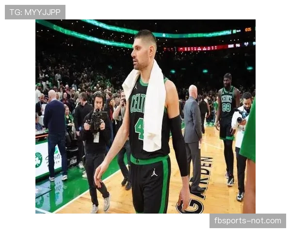 武切维奇利用内线挡拆拉开空间，提升队友三分命中率明显